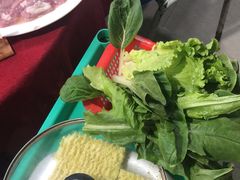 -花苑美食横琴生蚝火锅(拱北粤华路店)