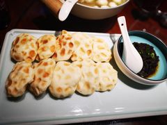 鲅鱼酱配石头饼-聚缘堂·海鲜私房菜(松岭路店)