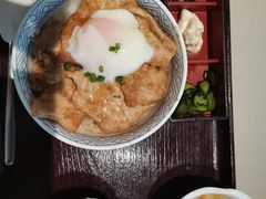 温泉蛋味增猪肉饭定食-dodonpa.墩墩伐 便当食堂(博华广场店)