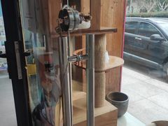 -哆趣宠物医院·眼科·内镜·急重症转诊中心(上海店)