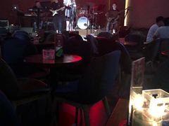 -TZ House音乐现场(来福士中心店)