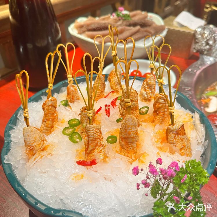 不知道吃什么的时候,选火锅肯定不会错啦