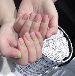 -MOMO·Nail美甲美睫