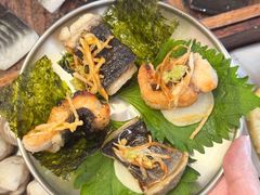 -围炉肉舍•炭烤活鳗•丹东海鲜烤肉(步行街店)