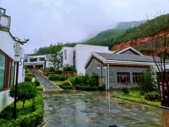 -黄金寨原生态旅游区