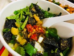 -泰龙城小吃街