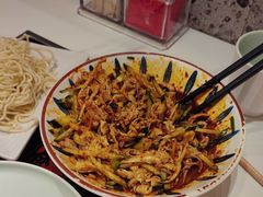 -黄记煌三汁焖锅(新佳丽江汉路店)