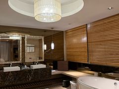 -北京朝阳悠唐皇冠假日酒店