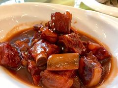 -侬佳蒸菜馆(听潮店)
