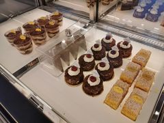 -诺嘉甜品(世贸店)