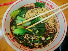 -叶伟胡辣壳面(两路口店)