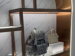 -聚云奢二手奢侈品黄金手表包包回收·中古店(上海店)