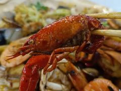 -老东镇啤酒屋海鲜加工·蒸汽海鲜·海鲜烧烤(台东店)