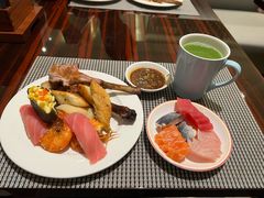 -广州万富希尔顿酒店-感趣自助餐厅·生蚝海鲜刺身