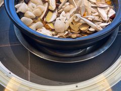 -野菌皇海景野生菌火锅(滨海大道店)