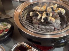 -围炉肉舍•炭烤活鳗•丹东海鲜烤肉(步行街店)