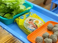 -广味炭炉鸡煲(宝业路分店)