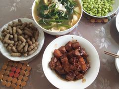 -舒月母婴月嫂育儿嫂(静安店)