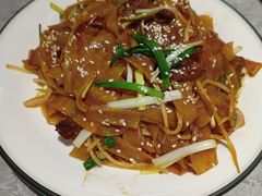 炒河粉-皇后餐厅-煲仔·小菜·打边炉(古北店)