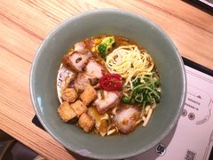 脆皮五花肉-陳八两面家(滨江天街店)