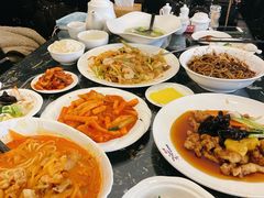 辣海鲜面-桃园中华料理炸酱面(燕儿岛路店)