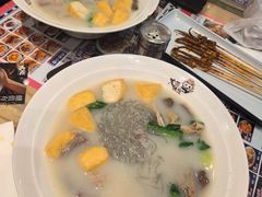 -大脸鸭记鸭血粉丝·小锅米线(水游城店)