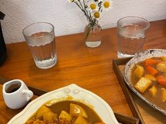咖喱炸猪排堤坝饭-Ginko银子(青龙街店)