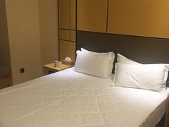 -全季酒店(上海青浦吾悦广场淀山湖大道店)