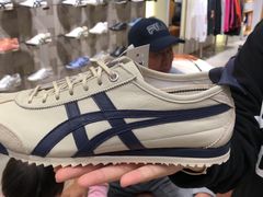 -Onitsuka Tiger(上海久光百货店)