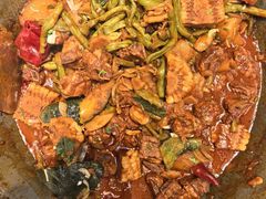 -山河屯铁锅炖(哈西站店)