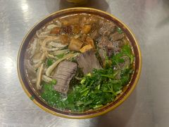 -花溪牛肉粉(八鸽岩店)