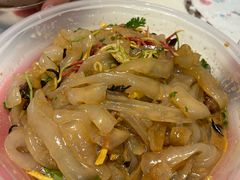 拌拉皮-襄平西海兴饭店