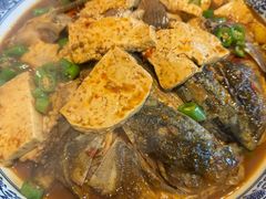 土烧鱼头-卤鸭儿(温州路店)