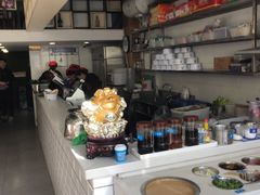 -百品聚旋转火锅(万德庄店)