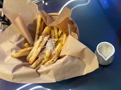 黑松露薯条-LES ELITES 英集荟(南京西路店)