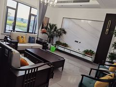 -振翔实木家具工厂店