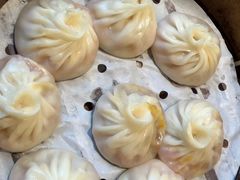 -馋三尺蟹粉小笼(人民广场店)