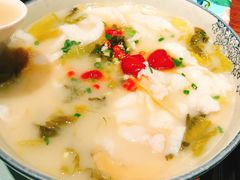 鹿桃酸菜鱼-大树餐厅(益田假日店)