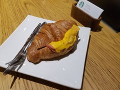 -星巴克(广州动漫星城东区店)