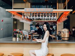-星巴克臻选(上海合生汇1F店)