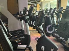 -威克健身游泳(万菱汇店)