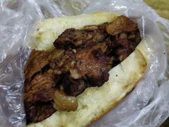 火烧夹肉-清真-戏楼王记牛肉面