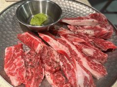 -蚂蚁洞·烤肉大营地(上海静安大悦城店)