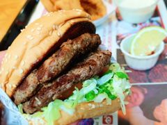 -The Habit Burger Grill 哈比特汉堡(复兴soho店)