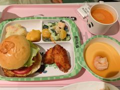-眉州东坡·熊猫主题餐厅(枫蓝店)