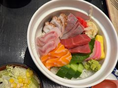 -小山日本料理(兴业太古汇店)