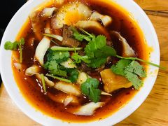 牛肉刀削面-华兴街自力面店