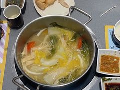 -椰小鸡·琼州糟粕醋·火锅(美兰缤纷城店)