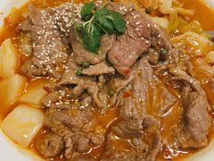 泡菜牛肉锅-付掌柜在成都·热炒砂锅集(金禾店)