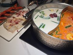 -椰子湾·海南火锅·糟粕醋·椰子鸡(正大广场店)